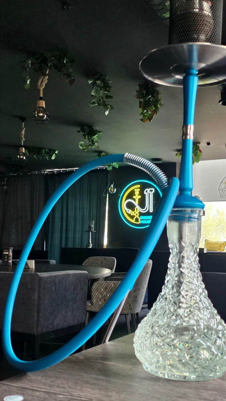 JT Smoke House Interior